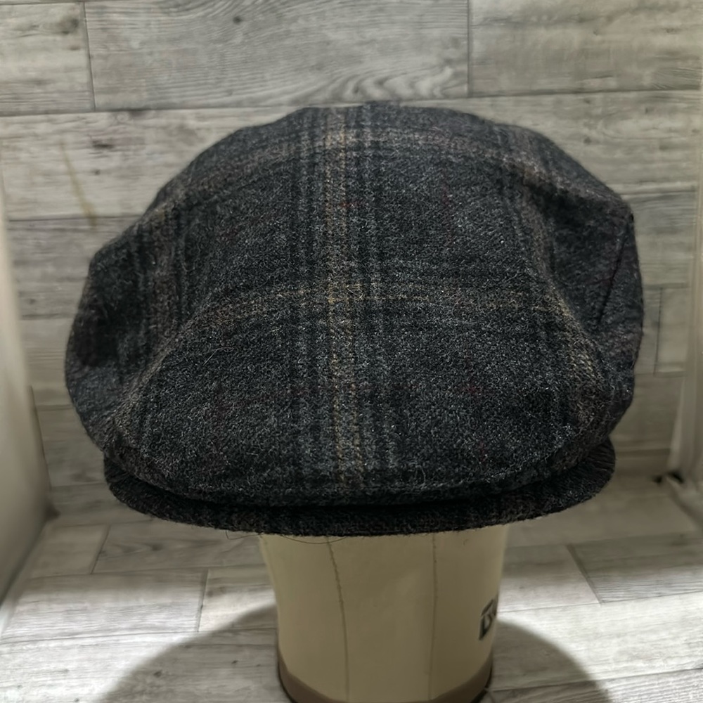 Major gray plaid wool paper boy cap